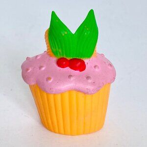 2011 Disney Tinkerbell Fairies Friends Cupcake Plastic Dress Tink Pixie Hollow